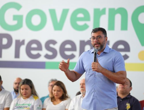 Wilson Lima participa da 13ª edição do Governo Presente com serviços ofertados pela Carreta da Saúde, na zona leste