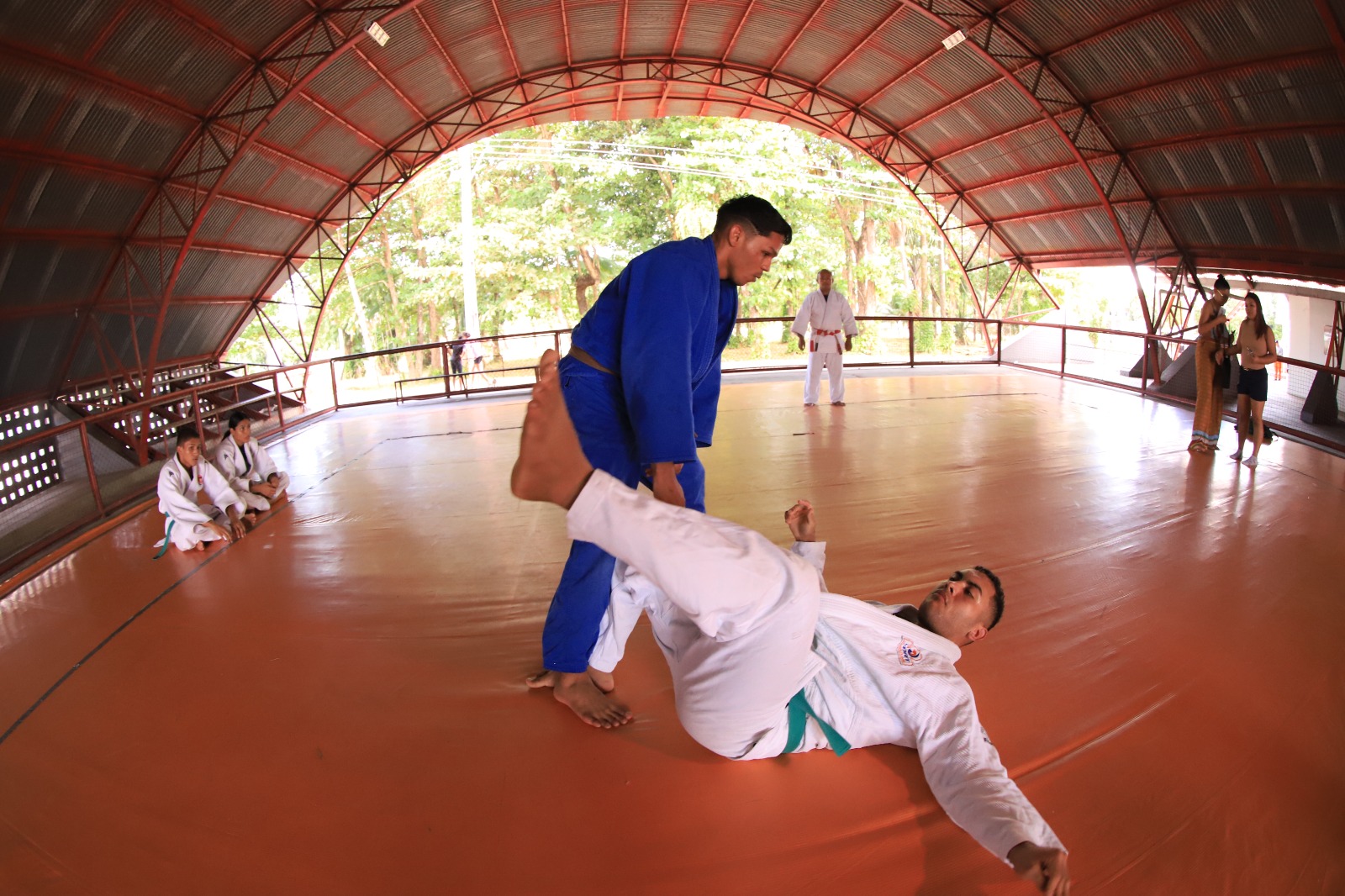 Paratleta amazonense, judoca Elielton Lira saiu do bairro Tancredo Neves para competir nas Paralimpíadas