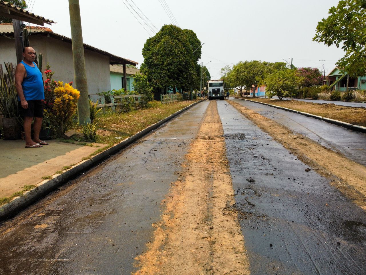 Governador Wilson Lima entrega títulos definitivos e destaca investimentos em infraestrutura para comunidades rurais de Parintins