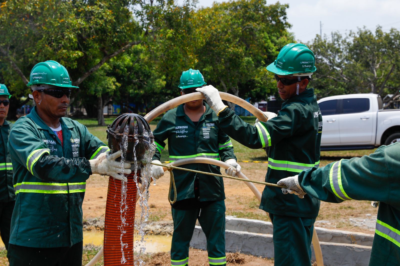 Governo do Amazonas promove oportunidades de emprego com obras do Prosai Parintins